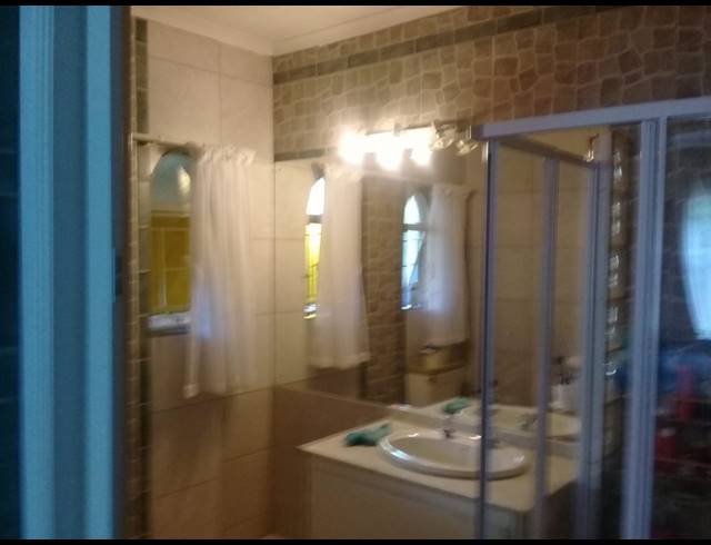 3 BEDROOM HOUSE SOLD IN SINOVILLE